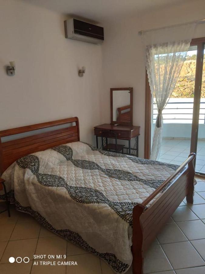 Studio Avec Piscine Et Wifi A Cabonegro Кабо Негро Екстериор снимка