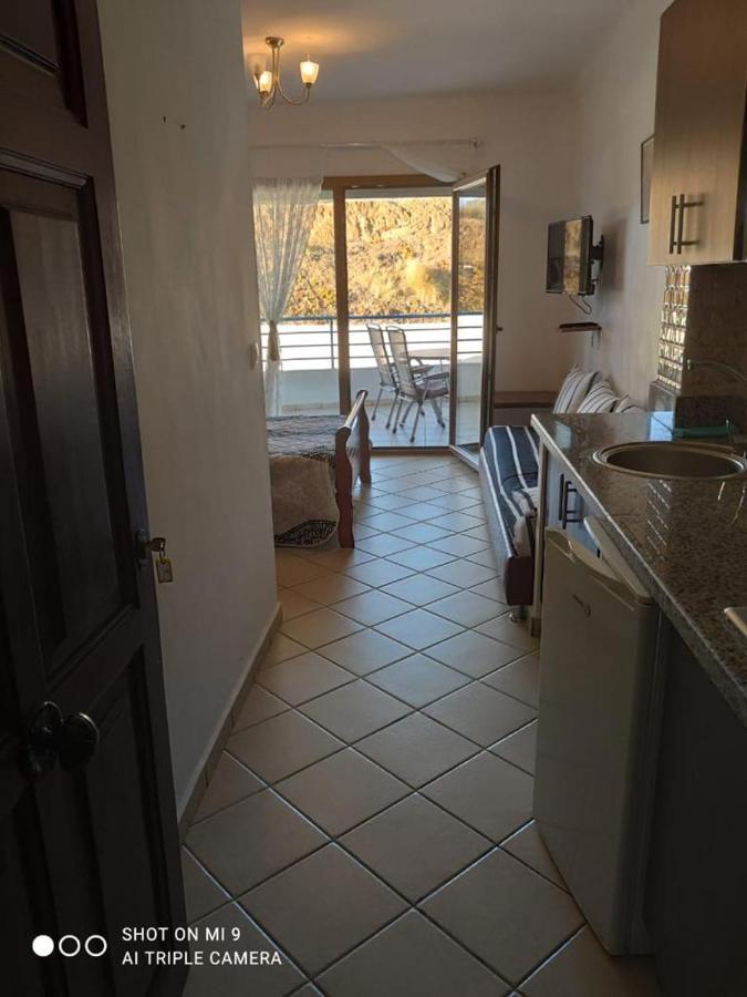 Studio Avec Piscine Et Wifi A Cabonegro Кабо Негро Екстериор снимка